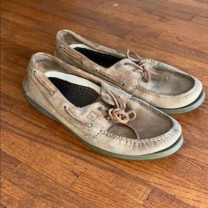 Sperry boat shoes